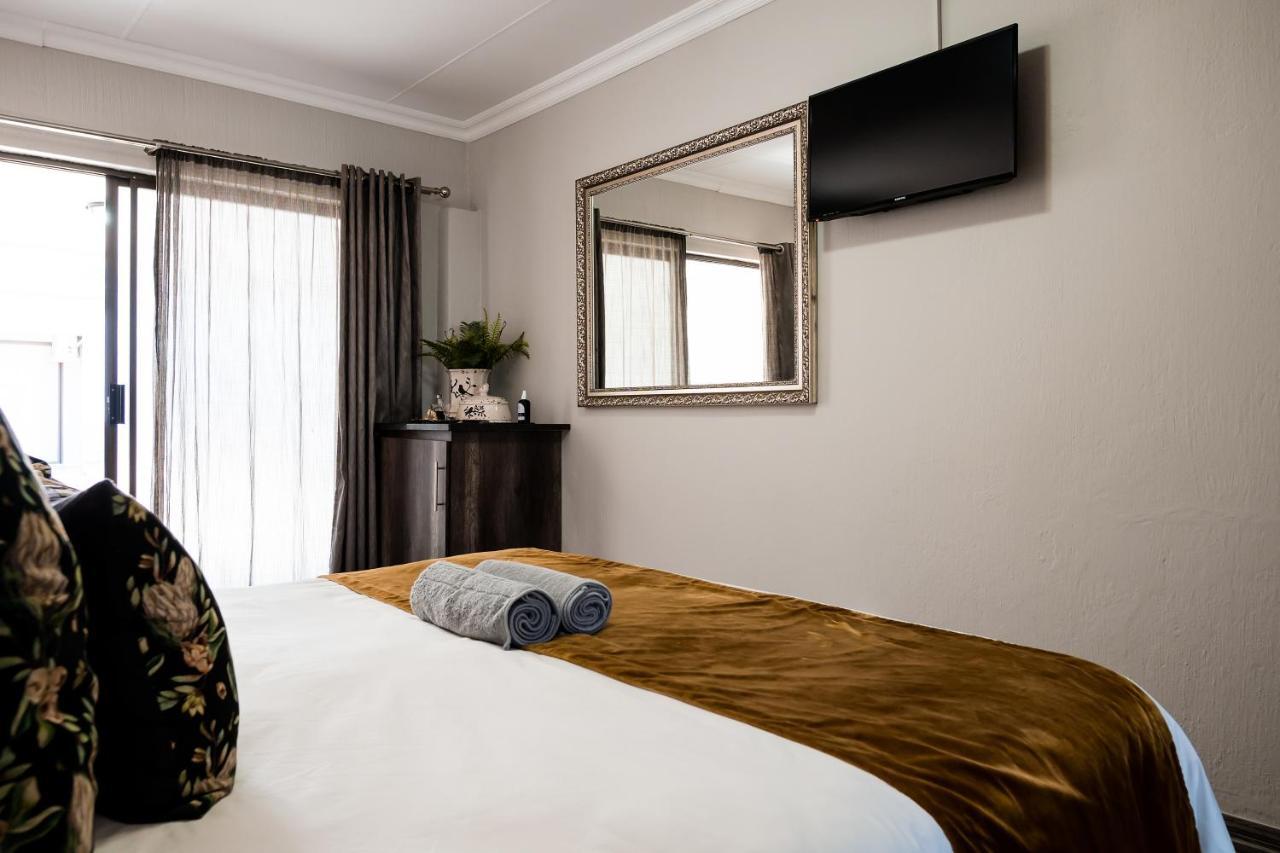 Villa Gracia Guesthouse Klerksdorp Luaran gambar